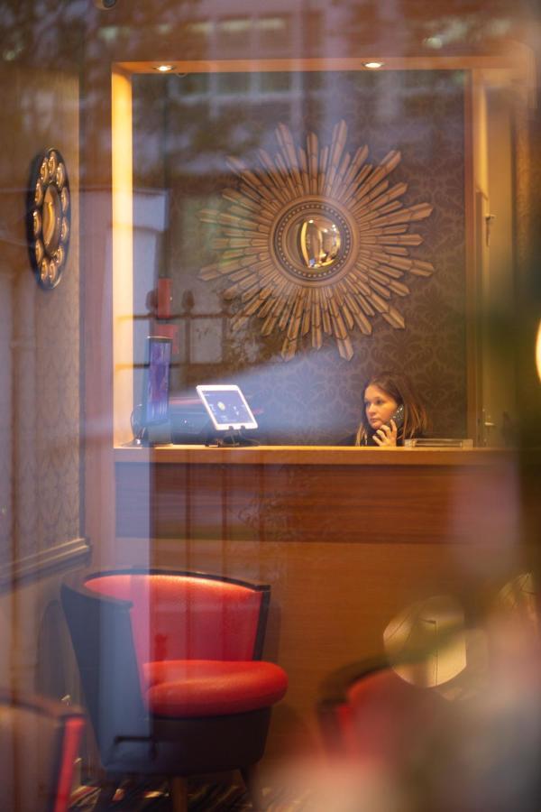Hotel Pavillon Bastille París